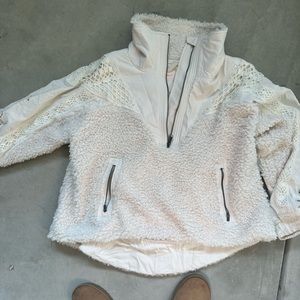 FP movement White Fleece